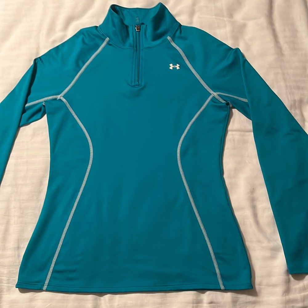 Under Armour semi-fitted athletic jacket for women. Color blue/ green. Size MD/M
